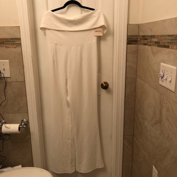 Bachelorette or wedding white Superdown (Revolve) jumpsuit NWT - Picture 5 of 7